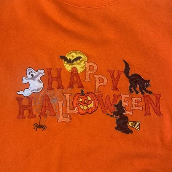1X Halloween Crewneck - Picture 2 of 4